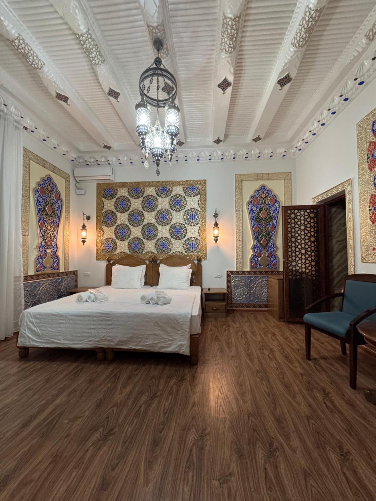 Guesthouse Muqaddam Buxoro Ngoại thất bức ảnh